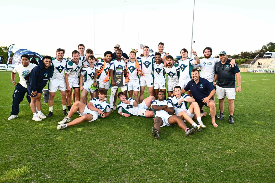 Seahawks Sink Bobcats for DII Supremacy